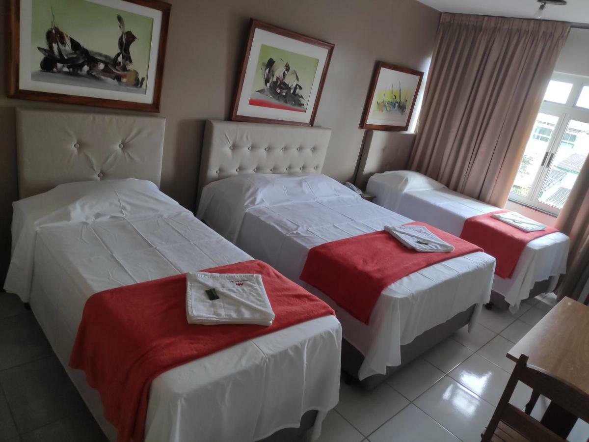 Max Hotel Núcleo Bandeirante Εξωτερικό φωτογραφία
